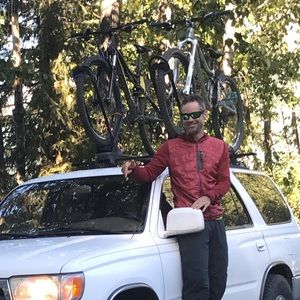 Meet your Posher, Travis